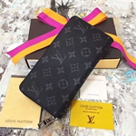 偽物ルイヴィトン財布